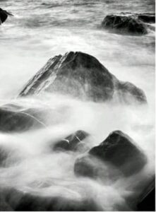 ONDE E SPRUZZI DEL MARE NELLA NOBILE ARTE DELLA FOTOGRAFIA PROFESSIONALE DEL FOTOGRAFO MARCO CASCIELLO IN MOSTRA AI GIARDINI RAVINO DI FORIO CON LA REGIA DELL’ARCHEOLOGA MARIANGELA CATUOGNO————————————————————-(clicca sulle foto, le vedrai in primo piano e più grandi)